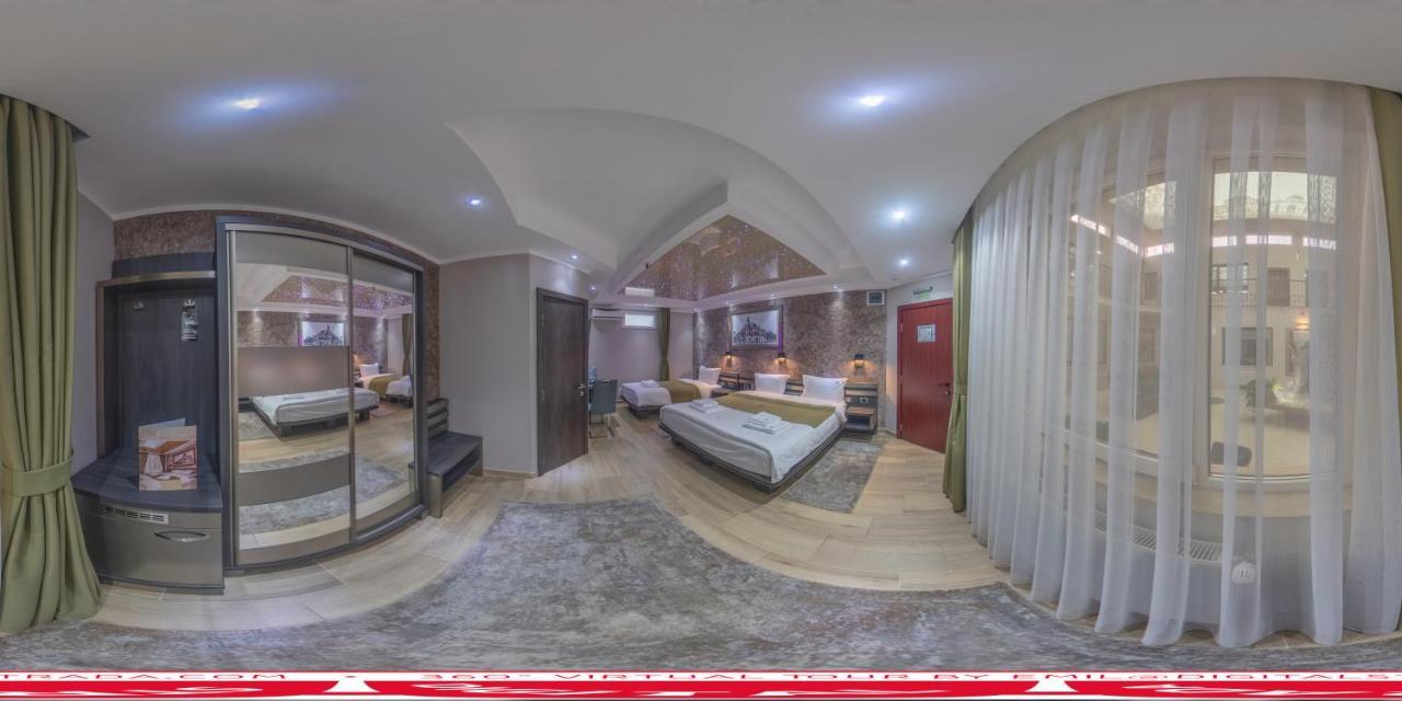 Hotel Novotheos 오라데아 외부 사진